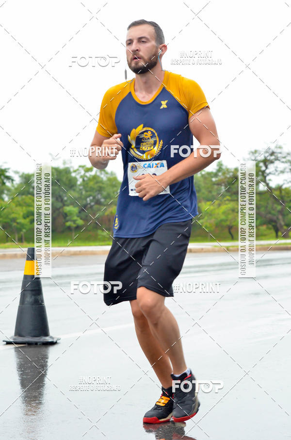 Buy your photos of the eventCircuito de Corridas Caixa - Braslia, DF on Fotop