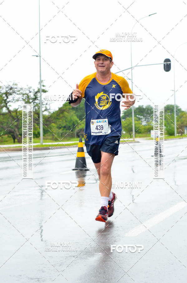 Buy your photos of the eventCircuito de Corridas Caixa - Braslia, DF on Fotop