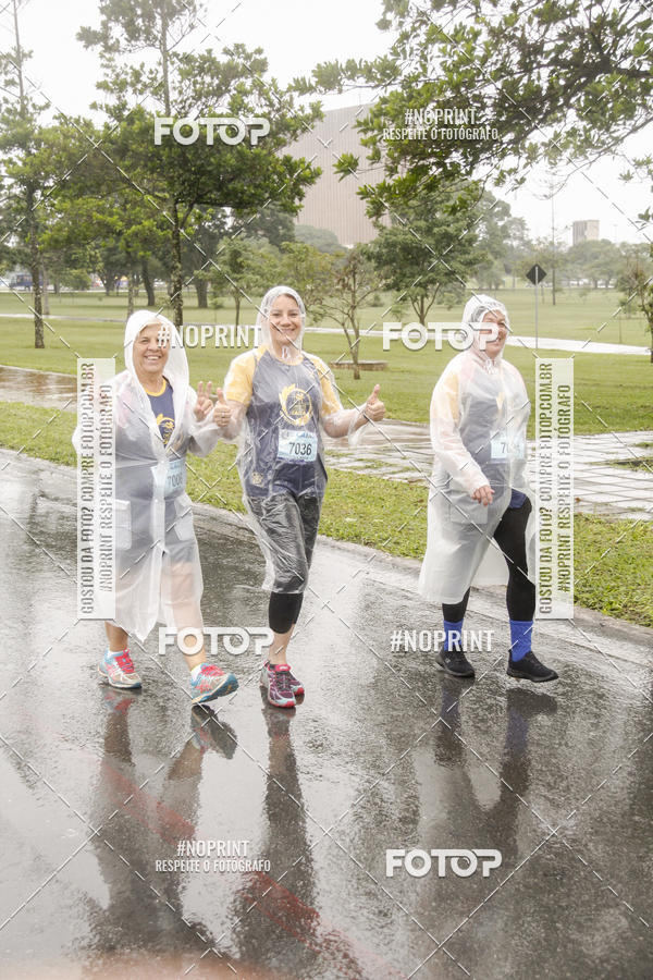 Buy your photos of the eventCircuito de Corridas Caixa - Braslia, DF on Fotop