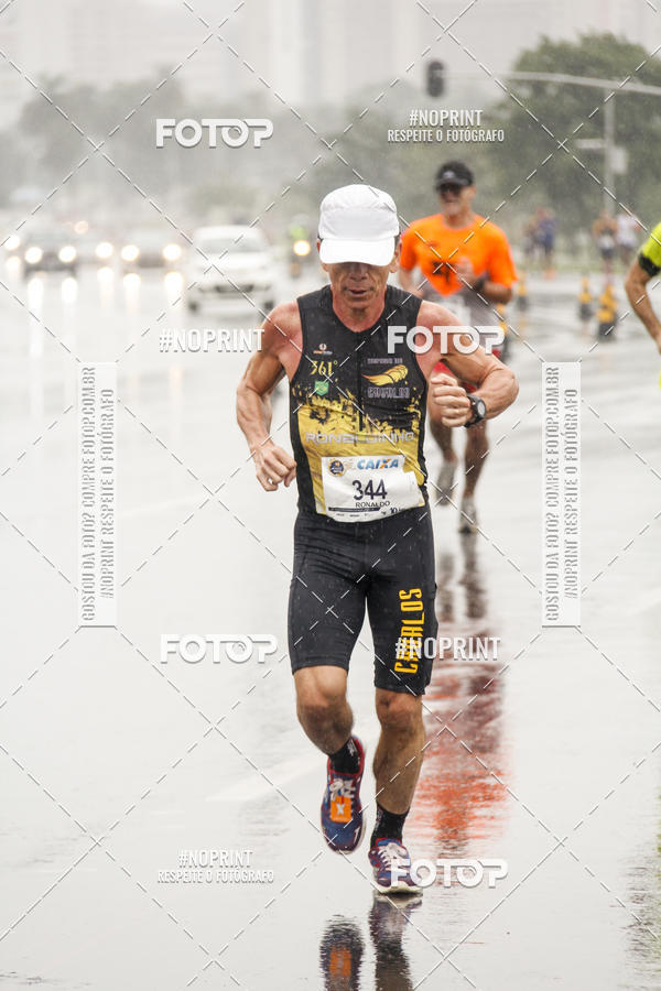 Buy your photos of the eventCircuito de Corridas Caixa - Braslia, DF on Fotop