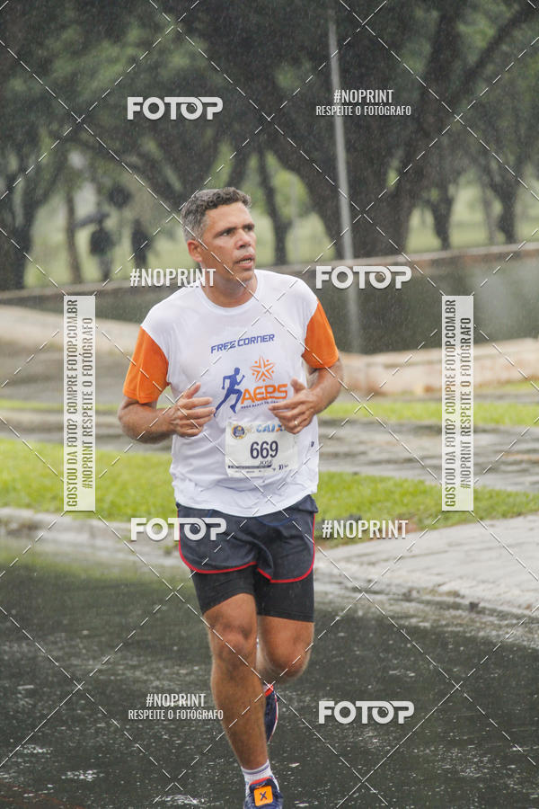 Buy your photos of the eventCircuito de Corridas Caixa - Braslia, DF on Fotop