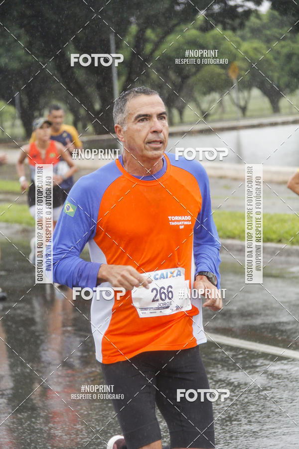 Buy your photos of the eventCircuito de Corridas Caixa - Braslia, DF on Fotop