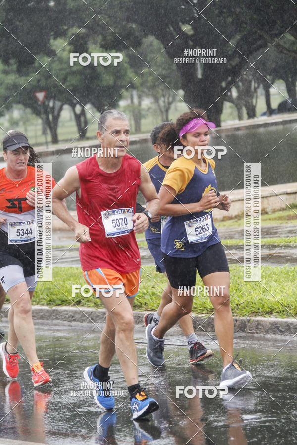 Buy your photos of the eventCircuito de Corridas Caixa - Braslia, DF on Fotop