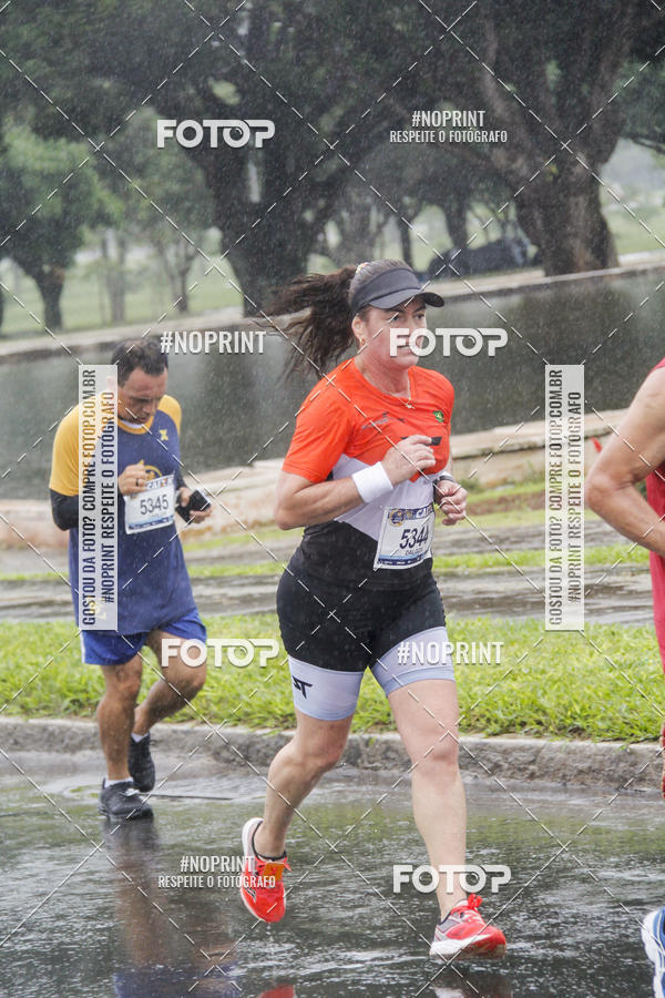 Buy your photos of the eventCircuito de Corridas Caixa - Braslia, DF on Fotop
