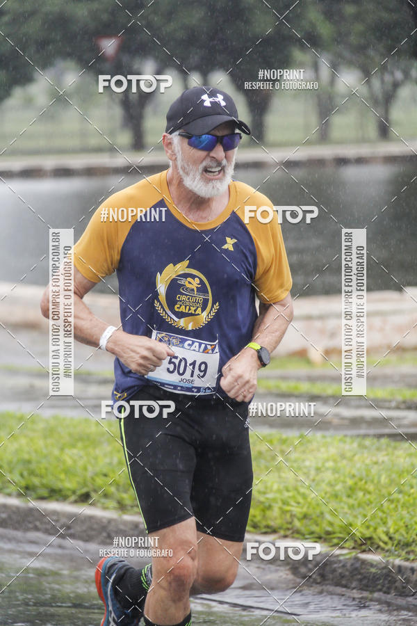Buy your photos of the eventCircuito de Corridas Caixa - Braslia, DF on Fotop