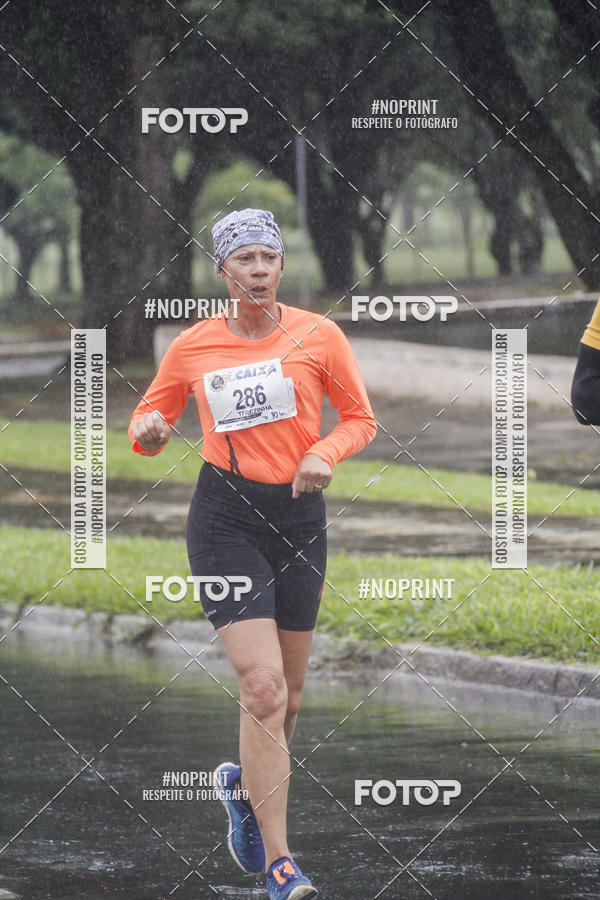 Buy your photos of the eventCircuito de Corridas Caixa - Braslia, DF on Fotop