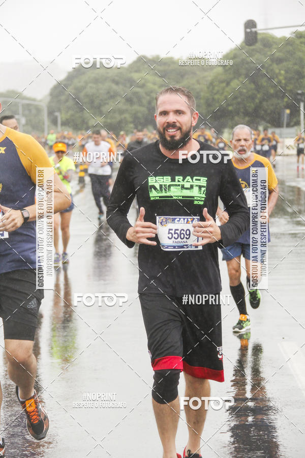 Buy your photos of the eventCircuito de Corridas Caixa - Braslia, DF on Fotop