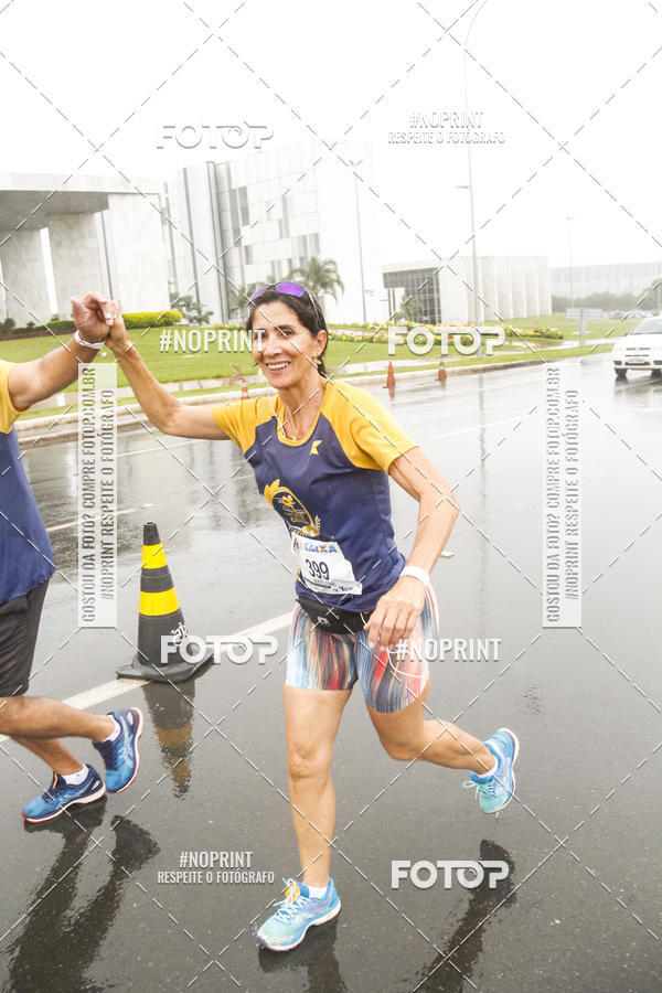Buy your photos of the eventCircuito de Corridas Caixa - Braslia, DF on Fotop