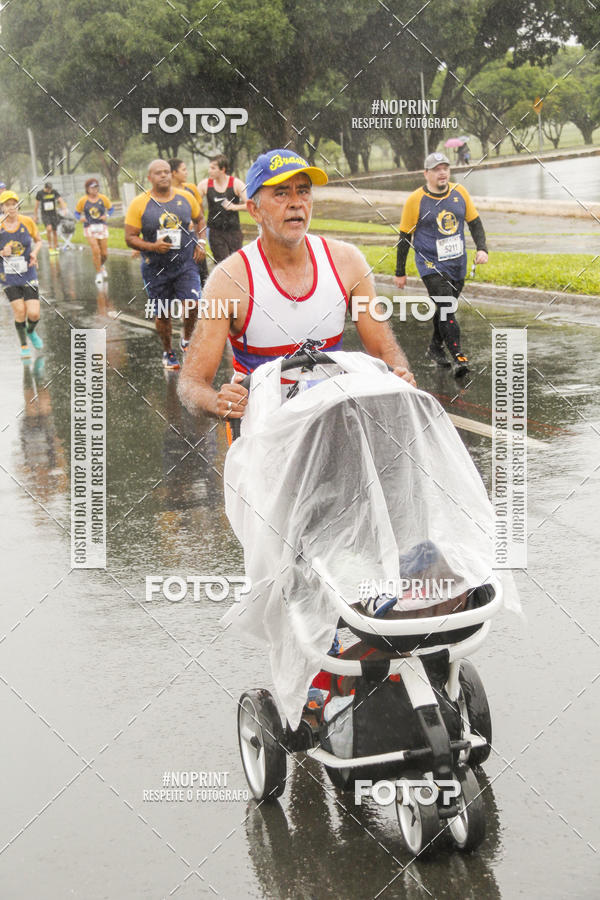 Buy your photos of the eventCircuito de Corridas Caixa - Braslia, DF on Fotop