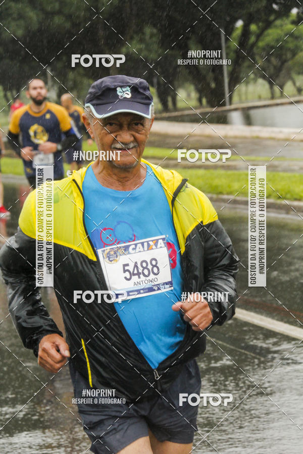 Buy your photos of the eventCircuito de Corridas Caixa - Braslia, DF on Fotop