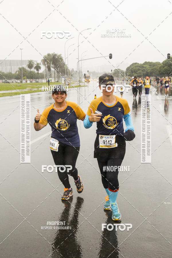 Buy your photos of the eventCircuito de Corridas Caixa - Braslia, DF on Fotop