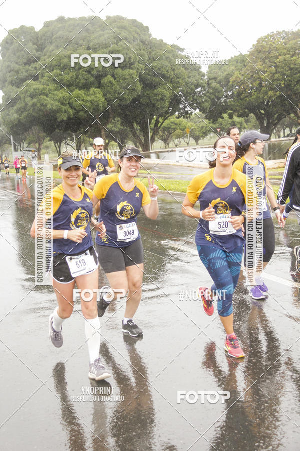 Buy your photos of the eventCircuito de Corridas Caixa - Braslia, DF on Fotop