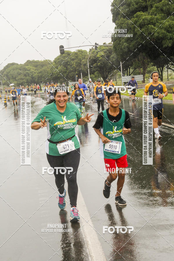 Buy your photos of the eventCircuito de Corridas Caixa - Braslia, DF on Fotop