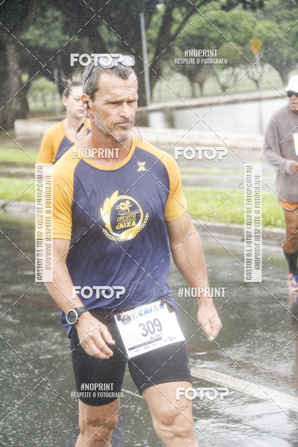 Buy your photos of the eventCircuito de Corridas Caixa - Braslia, DF on Fotop