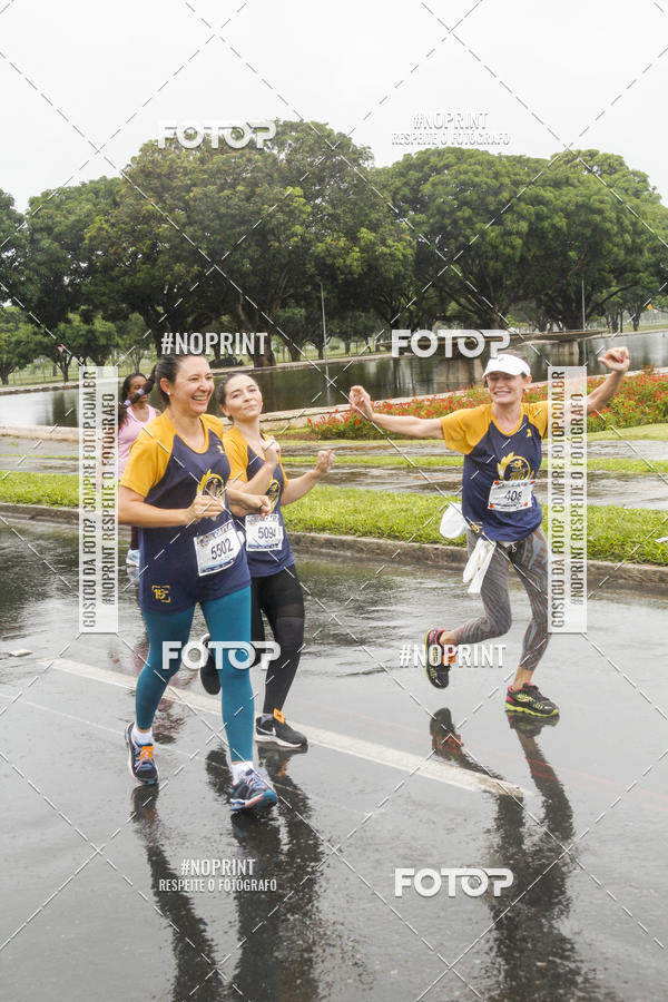 Buy your photos of the eventCircuito de Corridas Caixa - Braslia, DF on Fotop