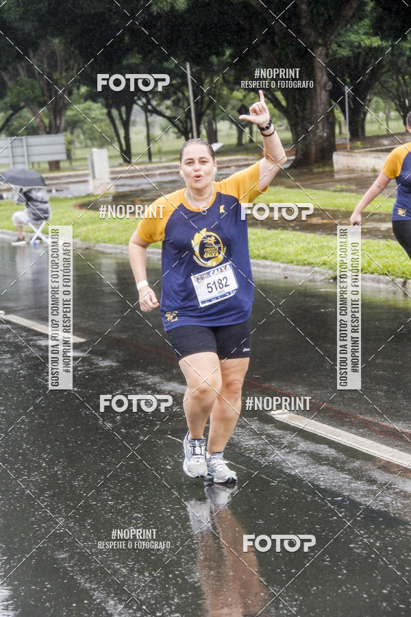 Buy your photos of the eventCircuito de Corridas Caixa - Braslia, DF on Fotop