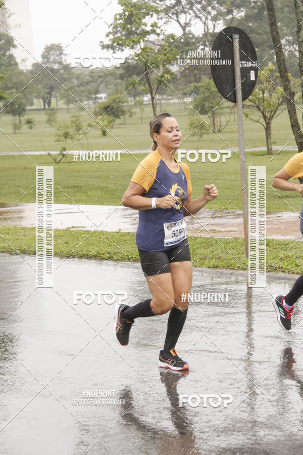 Buy your photos of the eventCircuito de Corridas Caixa - Braslia, DF on Fotop