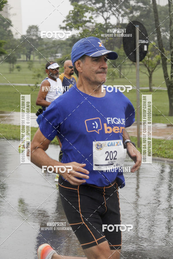 Buy your photos of the eventCircuito de Corridas Caixa - Braslia, DF on Fotop