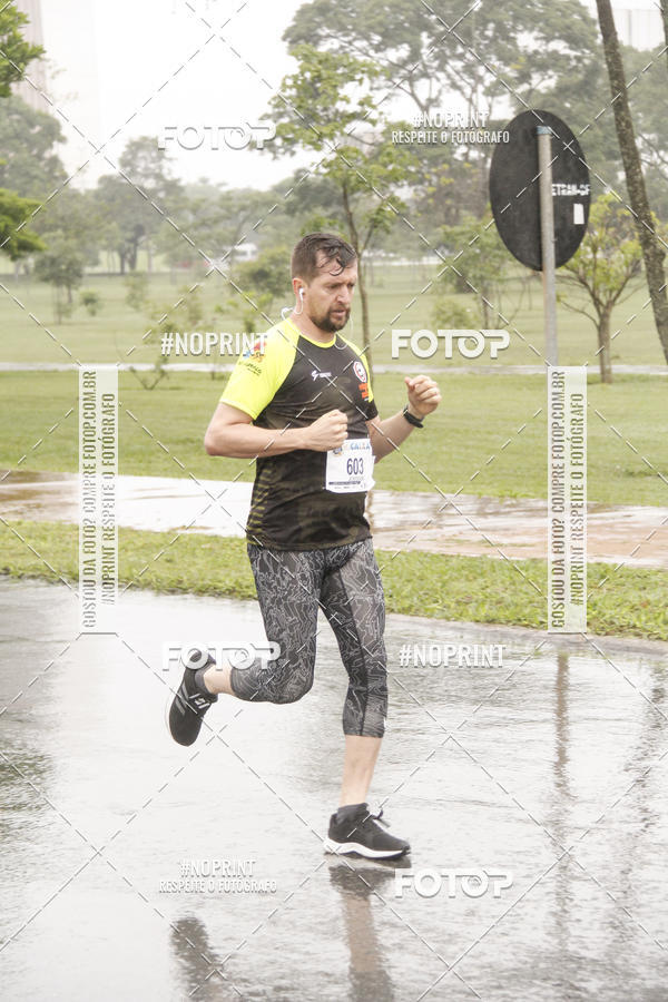 Buy your photos of the eventCircuito de Corridas Caixa - Braslia, DF on Fotop