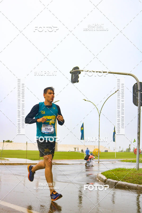 Buy your photos of the eventCircuito de Corridas Caixa - Braslia, DF on Fotop