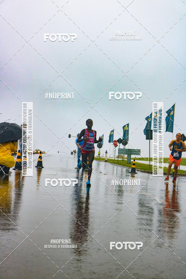 Buy your photos of the eventCircuito de Corridas Caixa - Braslia, DF on Fotop