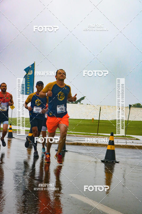 Buy your photos of the eventCircuito de Corridas Caixa - Braslia, DF on Fotop