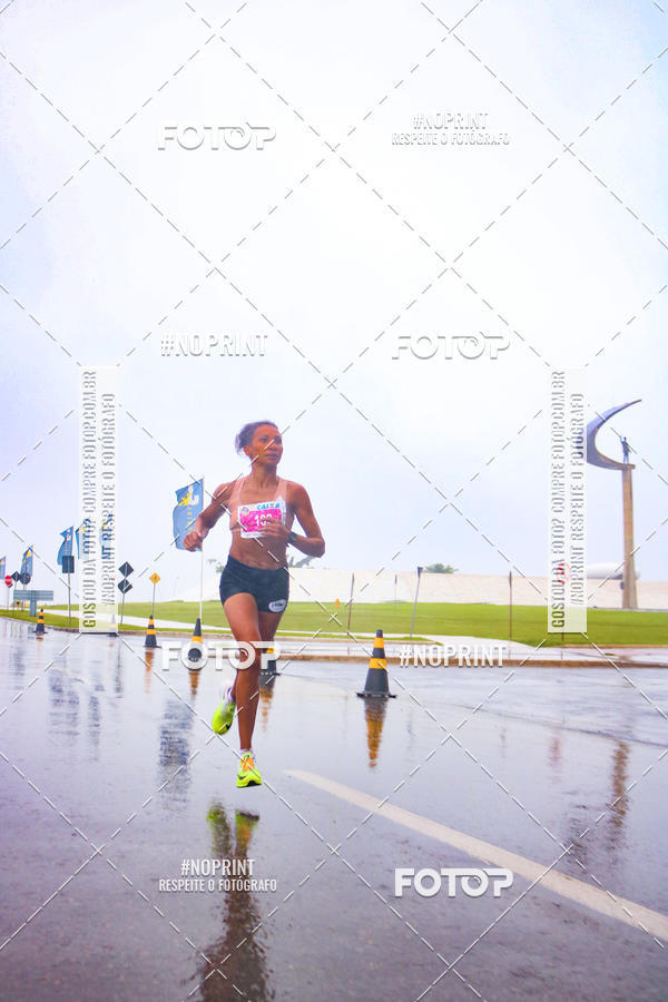 Buy your photos of the eventCircuito de Corridas Caixa - Braslia, DF on Fotop