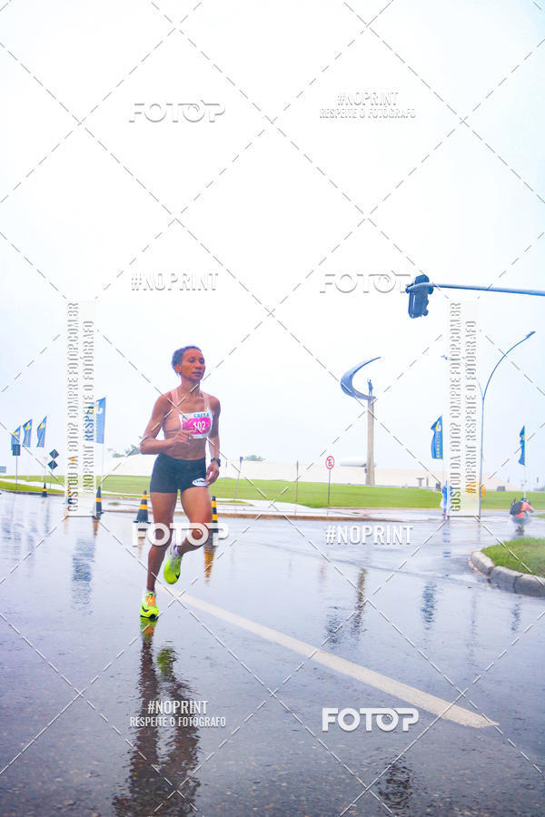 Buy your photos of the eventCircuito de Corridas Caixa - Braslia, DF on Fotop