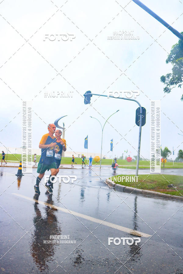 Buy your photos of the eventCircuito de Corridas Caixa - Braslia, DF on Fotop