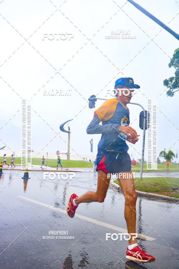 Buy your photos of the eventCircuito de Corridas Caixa - Braslia, DF on Fotop