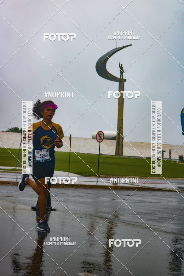 Buy your photos of the eventCircuito de Corridas Caixa - Braslia, DF on Fotop