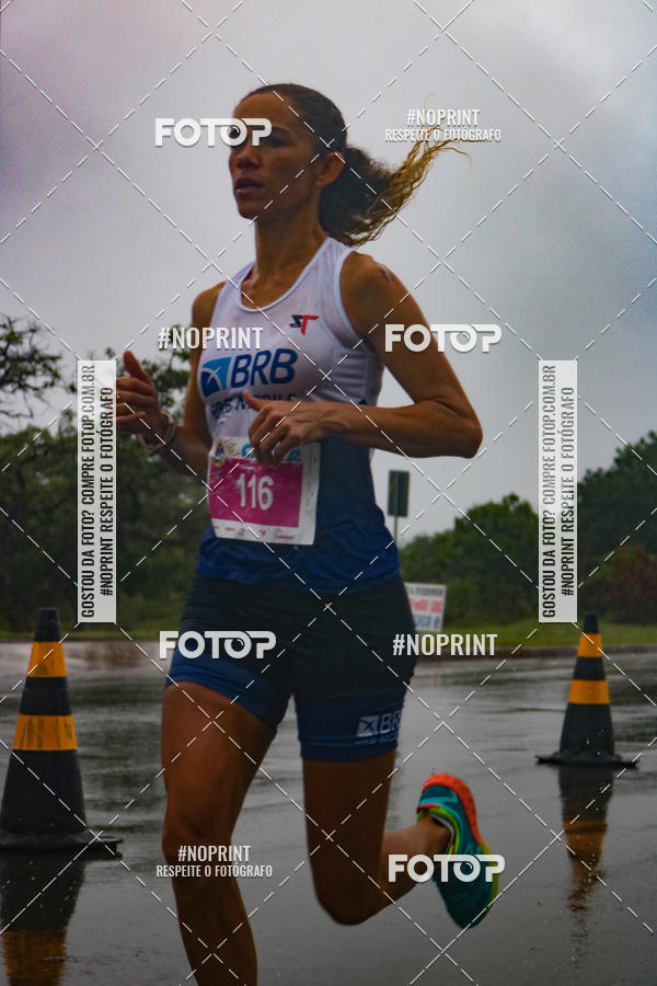 Buy your photos of the eventCircuito de Corridas Caixa - Braslia, DF on Fotop