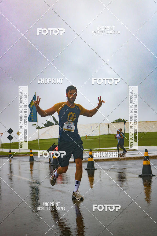 Buy your photos of the eventCircuito de Corridas Caixa - Braslia, DF on Fotop