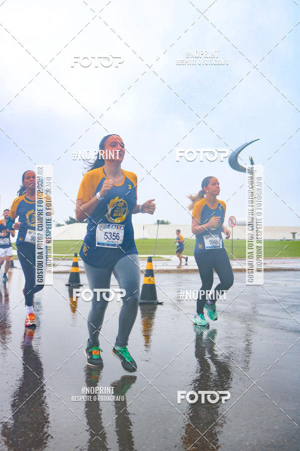 Buy your photos of the eventCircuito de Corridas Caixa - Braslia, DF on Fotop