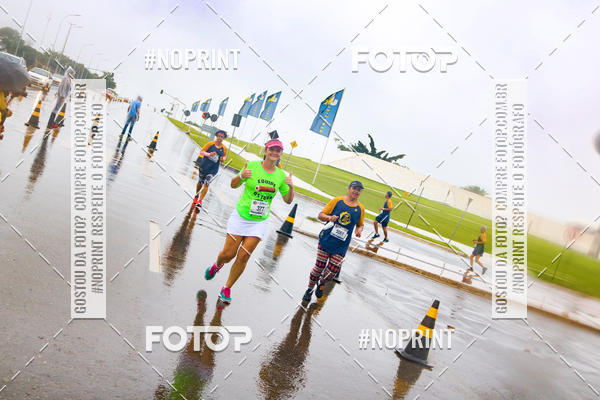 Buy your photos of the eventCircuito de Corridas Caixa - Braslia, DF on Fotop