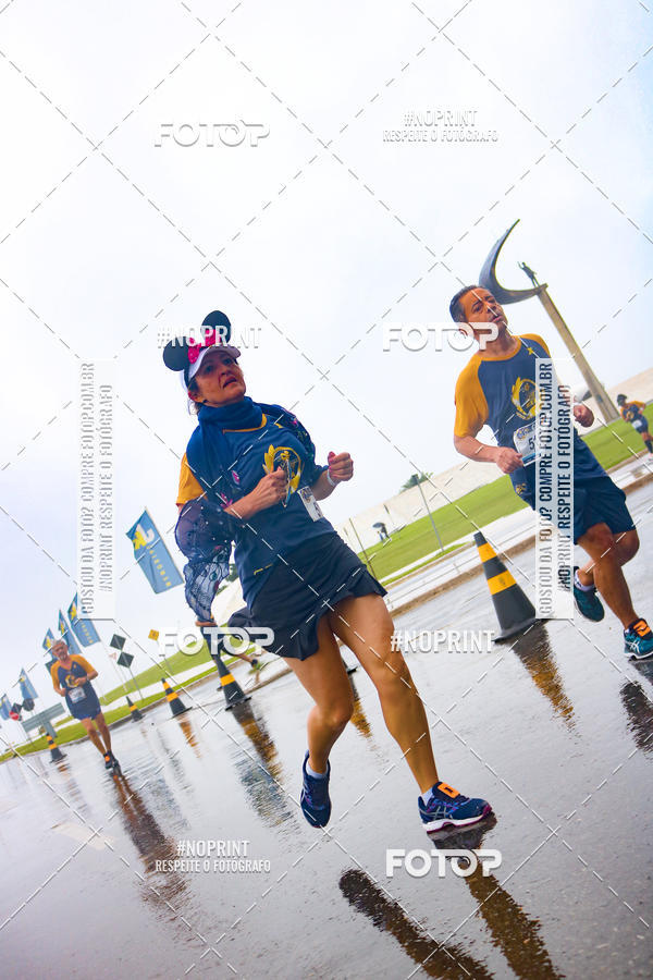 Buy your photos of the eventCircuito de Corridas Caixa - Braslia, DF on Fotop