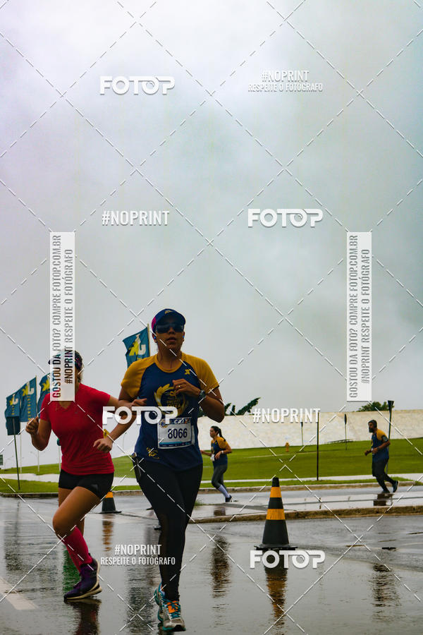 Buy your photos of the eventCircuito de Corridas Caixa - Braslia, DF on Fotop