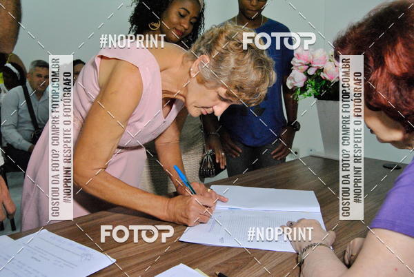 Compre suas fotos do eventoCasamento civil Andr� Felipe e Xenia no Fotop