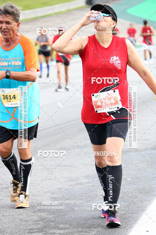 Buy your photos of the eventCorrida Stock Running Interlagos 2018 on Fotop