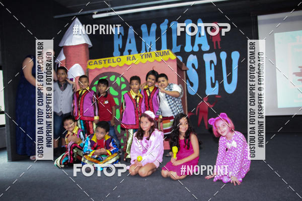 Buy your photos of the event10� Sarau Cultural do Col�gio Coliseu on Fotop