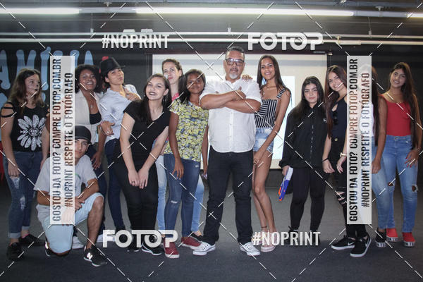 Buy your photos of the event10� Sarau Cultural do Col�gio Coliseu on Fotop