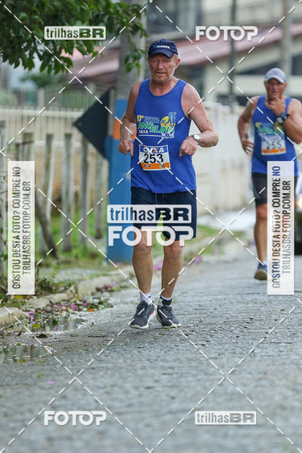 Buy your photos of the event10 corrida de Angelina on Fotop