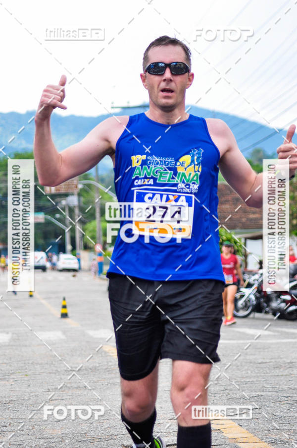 Buy your photos of the event10 corrida de Angelina on Fotop