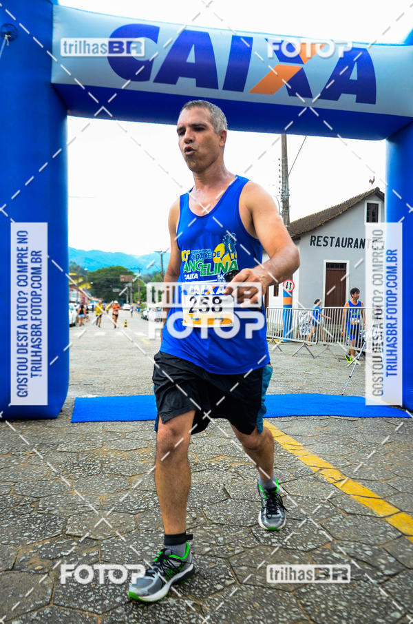 Buy your photos of the event10 corrida de Angelina on Fotop