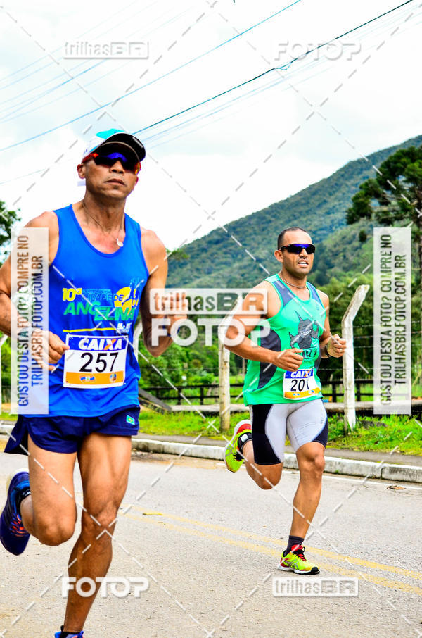 Buy your photos of the event10 corrida de Angelina on Fotop