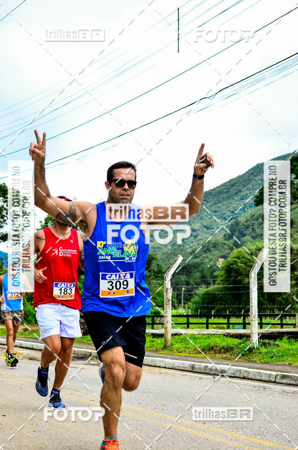 Buy your photos of the event10 corrida de Angelina on Fotop