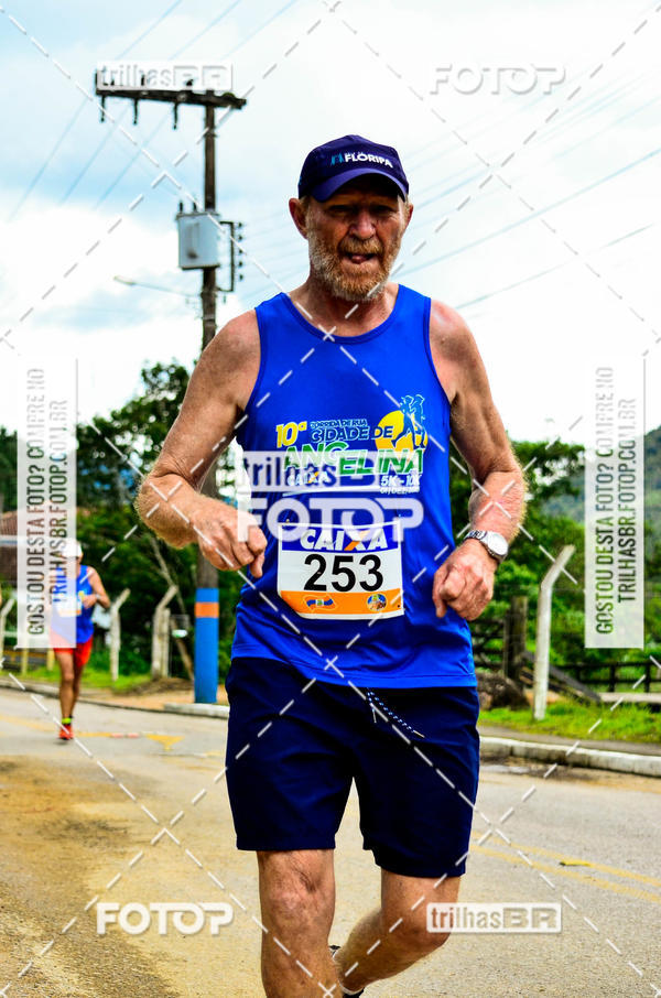 Buy your photos of the event10 corrida de Angelina on Fotop