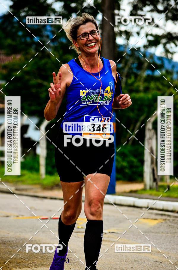 Buy your photos of the event10 corrida de Angelina on Fotop