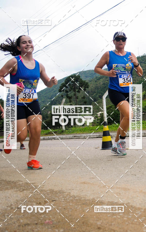 Buy your photos of the event10 corrida de Angelina on Fotop