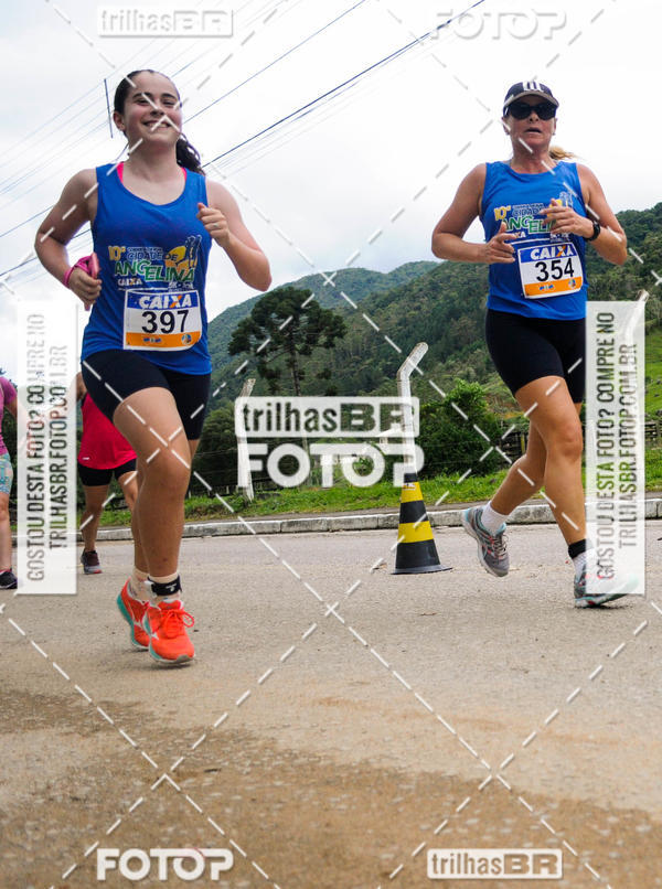 Buy your photos of the event10 corrida de Angelina on Fotop